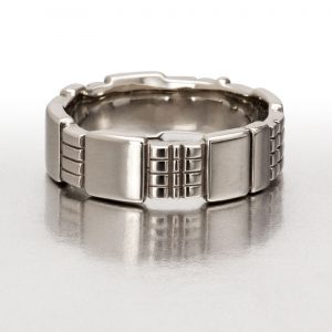 Wide PAVERS & LINES in White Gold