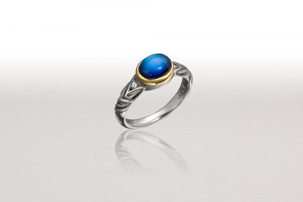 Thin ALTERNATING LEAF Ring with Moonstone & Diamonds